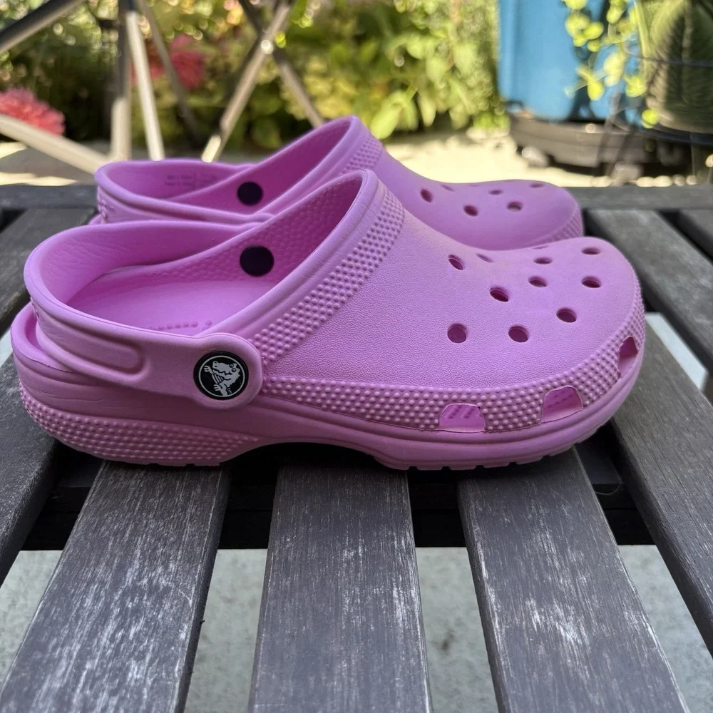 Crocs Kids J2 Pink Classic Clog Barbiecore Lightweight